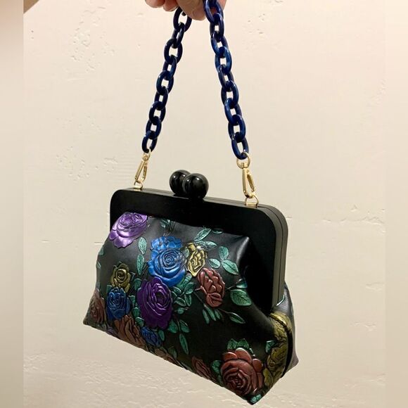 Embossed Rose Genuine Leather Handmade Wooden Frame Clutch/Wristlet /Crossbody - Picture 13 of 16